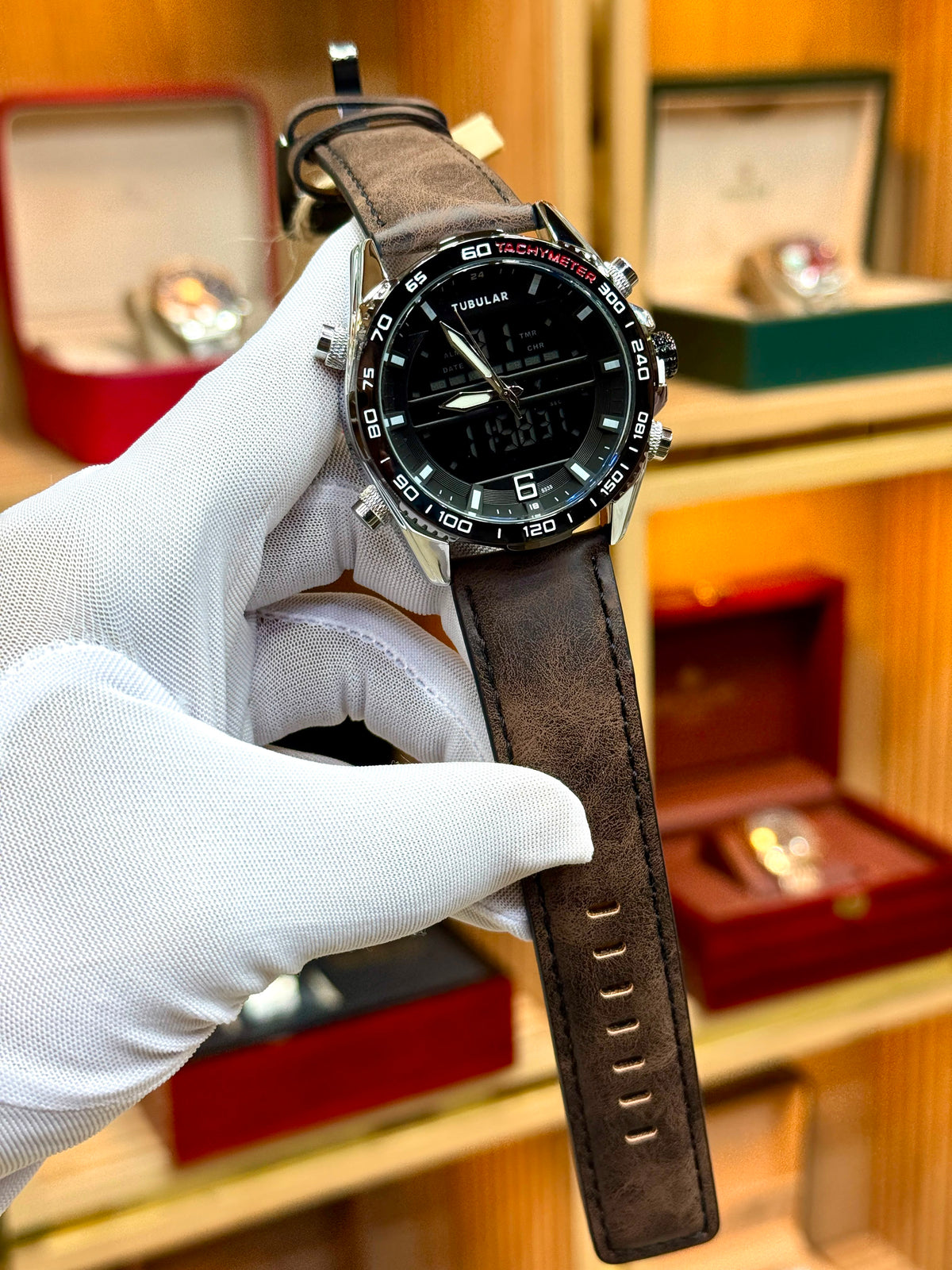 TUBULAR – Analog Quartz Watch